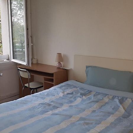 Une Chambre Privee Entre Paris Et Disneyland 诺伊斯·勒·格兰德 外观 照片